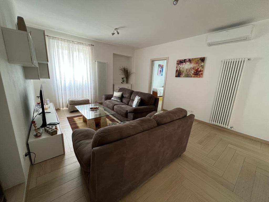 Appartato A 5 Minuti Dal Mare Apartment Imperia Exterior foto